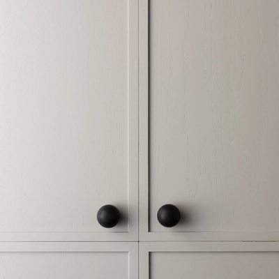 HUBBLE-Nero-Marquina-marble-furniture-knob-Lo-Co-Interiors-641323-rela0ce83f2.jpg